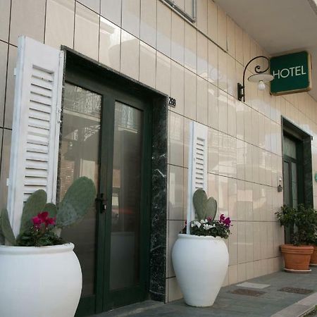 Hotel Bisceglie Exterior foto